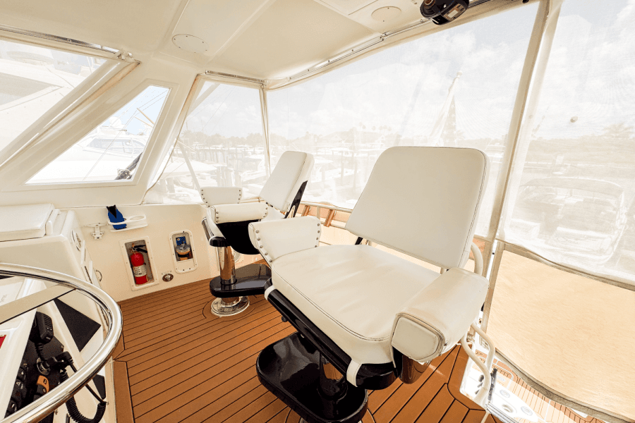 1996 Hatteras 54 CONVERTIBLE