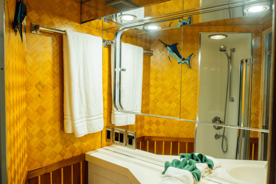 1996 Hatteras 54 CONVERTIBLE