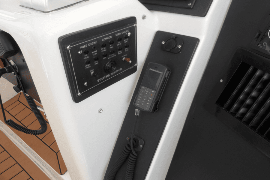 1996 Hatteras 54 CONVERTIBLE