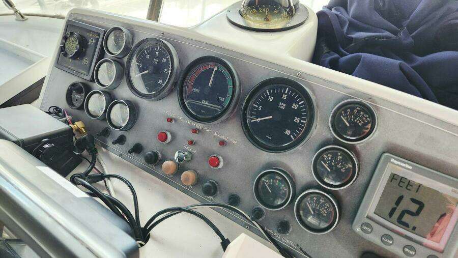 2000 Ocean Alexander 511 Classico