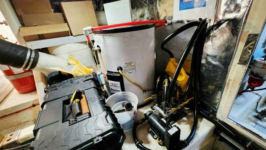 2000 Ocean Alexander 511 Classico