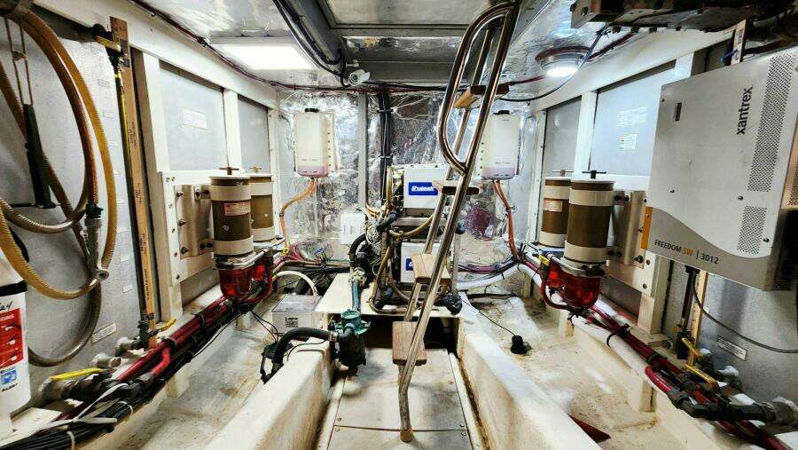 2000 Ocean Alexander 511 Classico