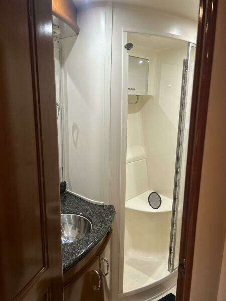 2003 Carver 466 Motor Yacht