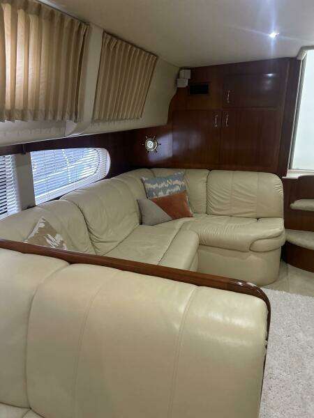 2003 Carver 466 Motor Yacht