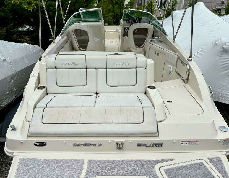 2010 Sea Ray 260 Sundeck