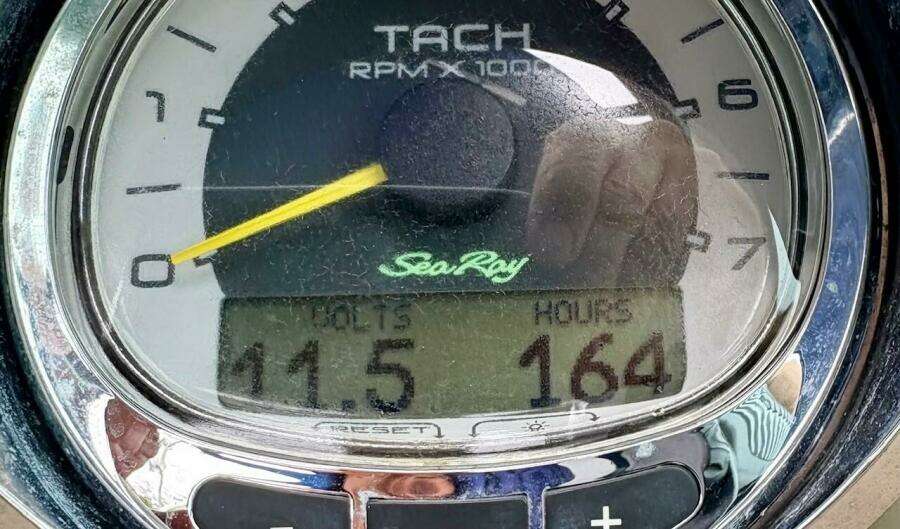 2010 Sea Ray 260 Sundeck