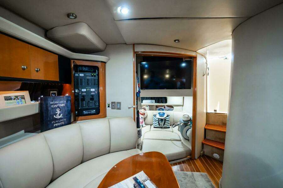 2008 Chaparral 350 Signature Extended Plane