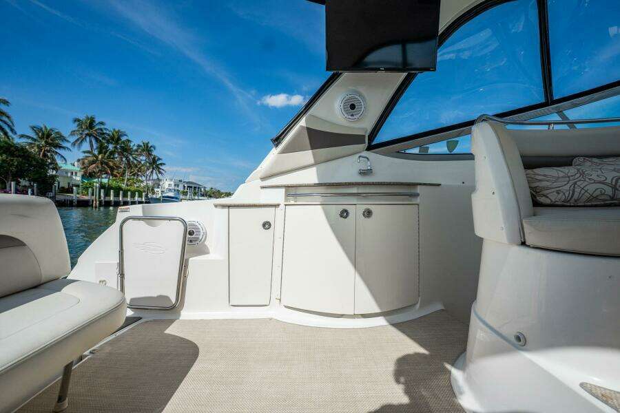 2008 Chaparral 350 Signature Extended Plane