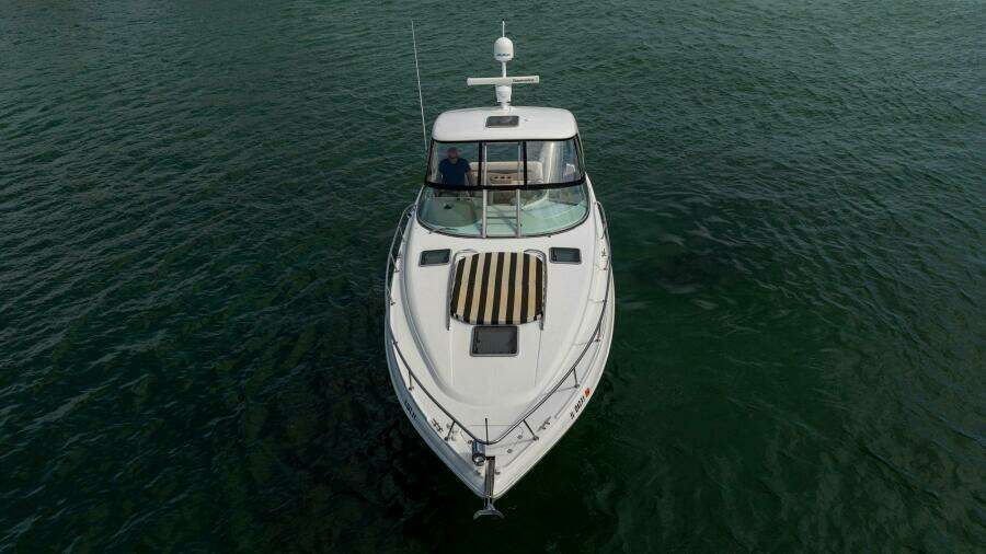 2008 Chaparral 350 Signature Extended Plane