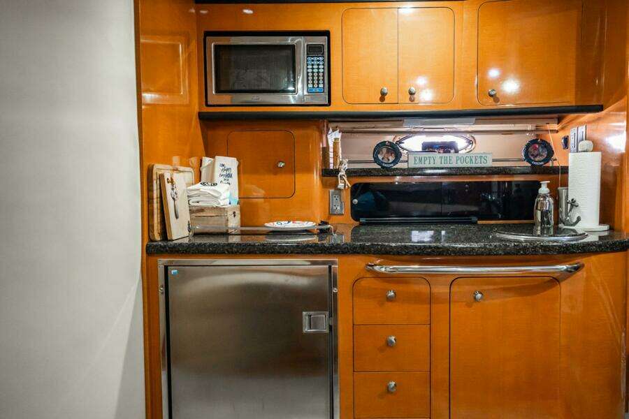 2008 Chaparral 350 Signature Extended Plane