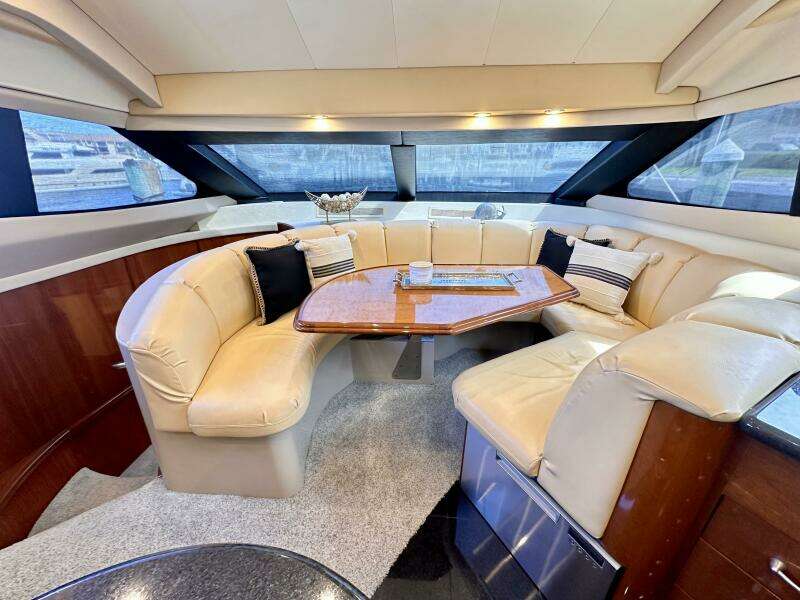 2006 Marquis Flybridge Motor Yacht
