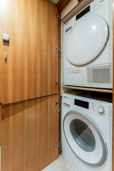 2004 Cheoy Lee 81 Sport Yacht