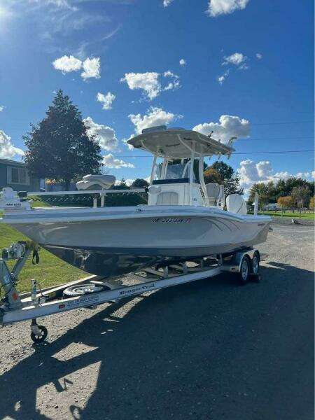 2021 Ranger 2660 Bay