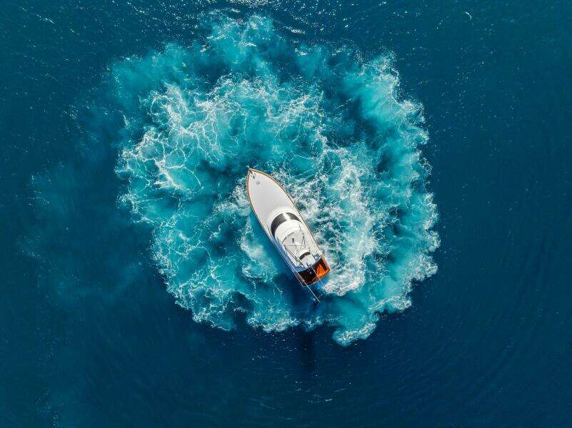 2023 Viking 64 Convertible- SIN PELO- 