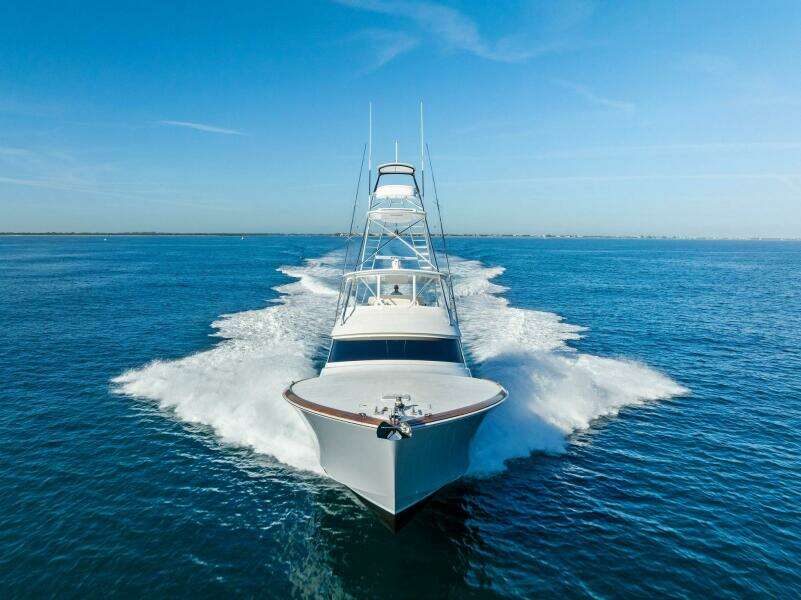 2023 Viking 64 Convertible- SIN PELO- 