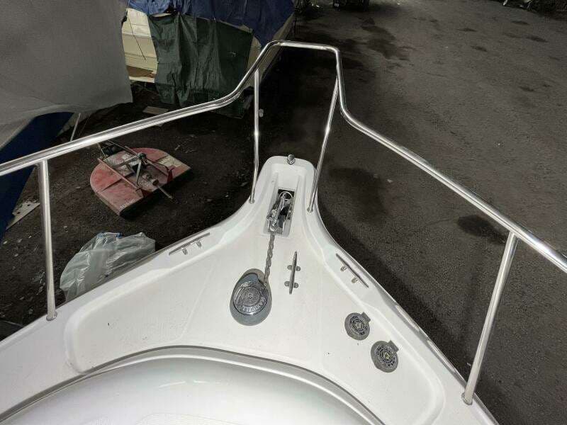 2001 Wellcraft 270 Coastal