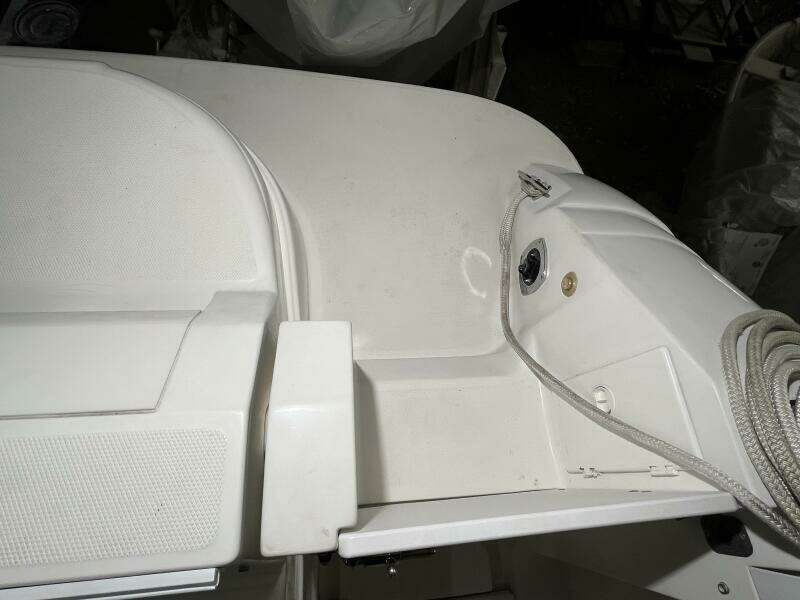 2001 Wellcraft 270 Coastal