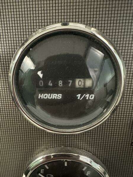 2001 Wellcraft 270 Coastal