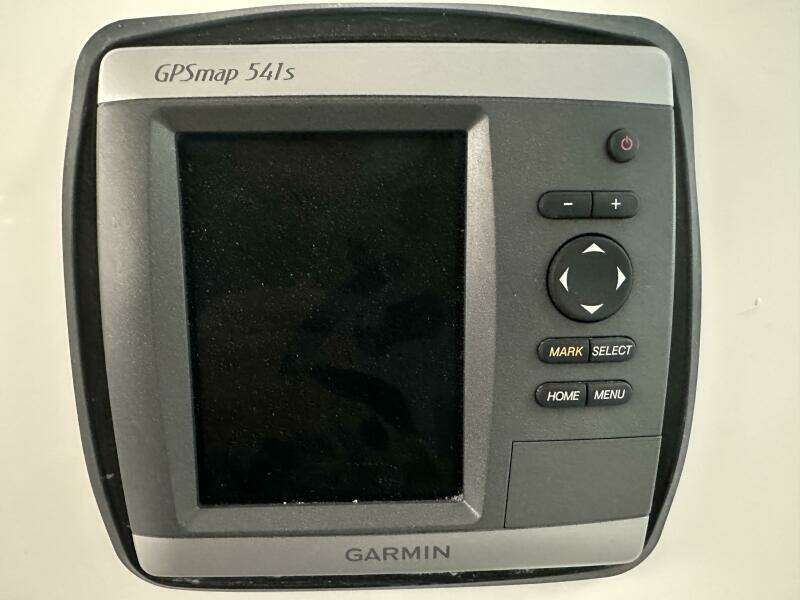 2001 Wellcraft 270 Coastal