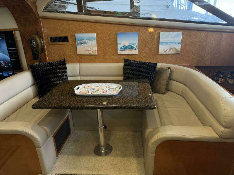 1993 Johnson 56 High Tech Motor Yacht