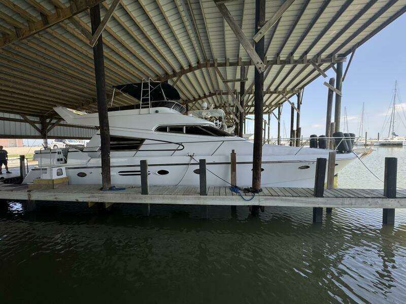 1993 Johnson 56 High Tech Motor Yacht