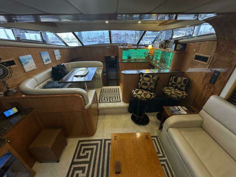 1993 Johnson 56 High Tech Motor Yacht