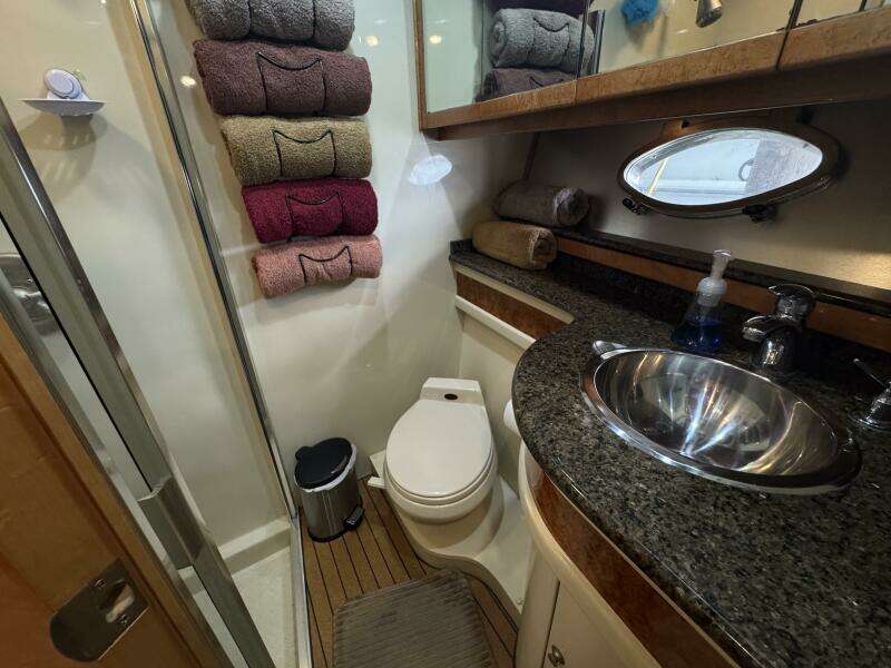 1993 Johnson 56 High Tech Motor Yacht