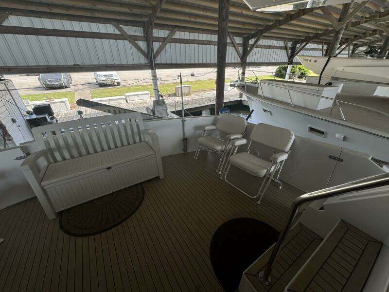 1993 Johnson 56 High Tech Motor Yacht