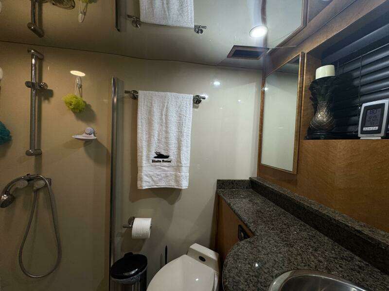 1993 Johnson 56 High Tech Motor Yacht