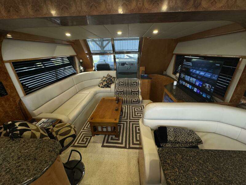 1993 Johnson 56 High Tech Motor Yacht