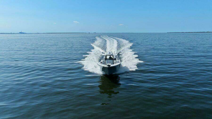 2021 Yellowfin 39 Center Console