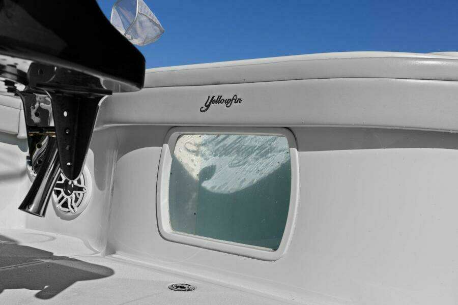 2021 Yellowfin 39 Center Console