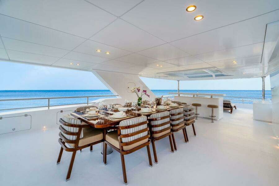 2026 Hargrave E Series Superyachts Division