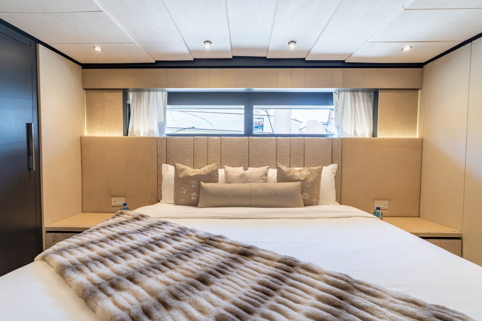 2026 Hargrave E Series Superyachts Division