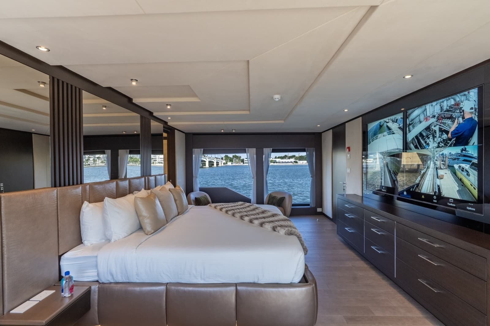 2026 Hargrave E Series Superyachts Division