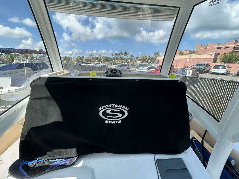 2018 Sportsman 282 OPEN