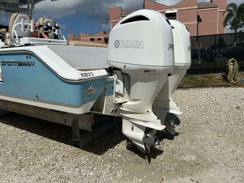 2018 Sportsman 282 OPEN