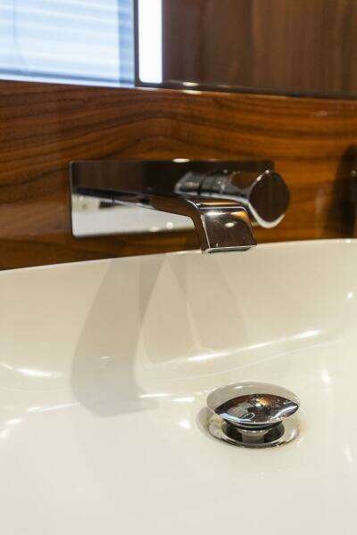 2021 Sunseeker Manhattan