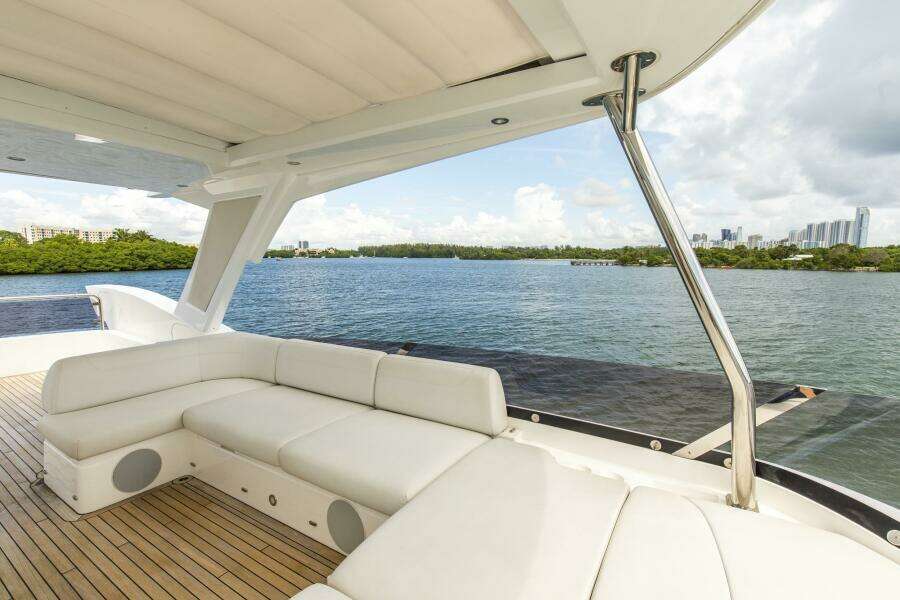 2021 Sunseeker Manhattan