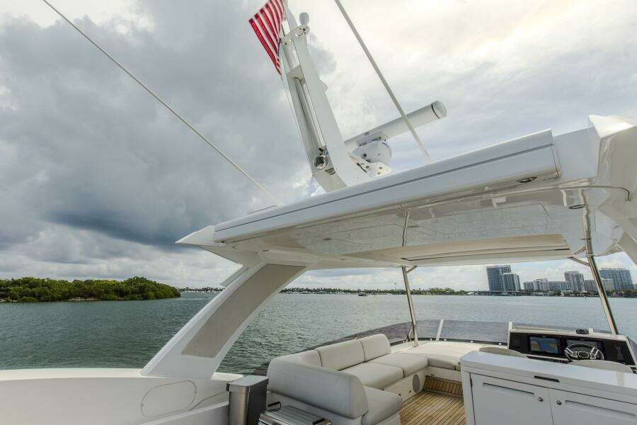 2021 Sunseeker Manhattan