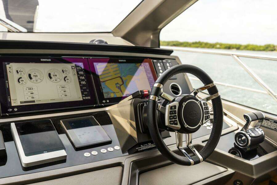 2021 Sunseeker Manhattan