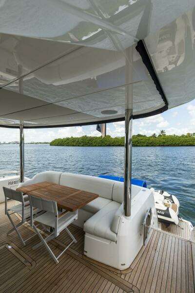 2021 Sunseeker Manhattan