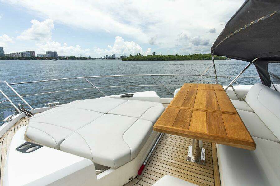 2021 Sunseeker Manhattan