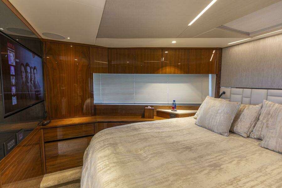 2021 Sunseeker Manhattan