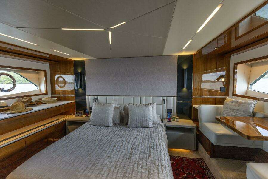 2021 Sunseeker Manhattan