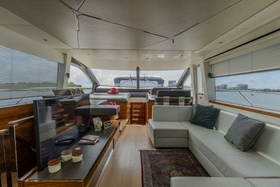 2021 Sunseeker Manhattan