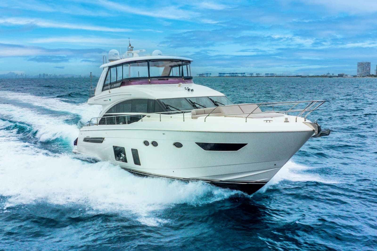 2018 Princess Yachts 