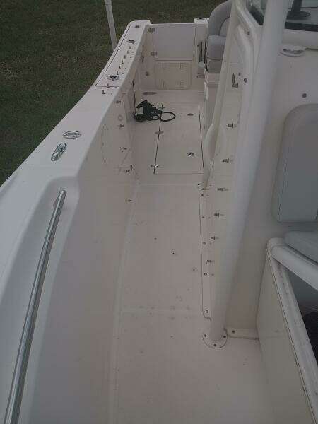 2019 Sea Born SX239 offshore