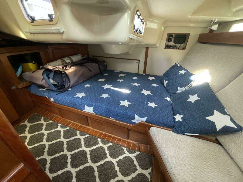 1991 Hunter 36 Vision