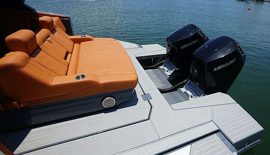 2023 Cruisers Yachts 42 GLS OB